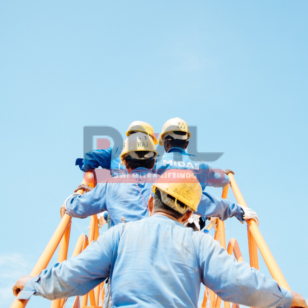 Mengudara Lebih Tinggi: Scissor Lift Terbaru Memimpin Revolusi Efisiensi dan Keselamatan di Dunia Konstruksi Image